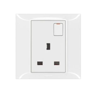 617641 Belanko S 1 gang single pole BS switched socket outlet - 13A - White